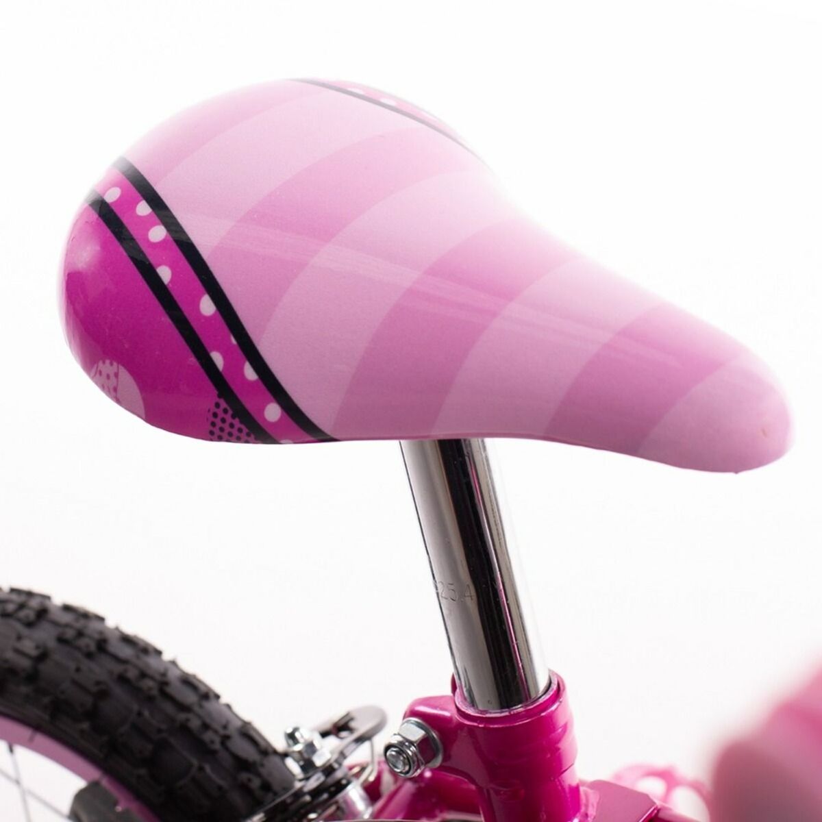 V4H0933CA808687F7D59E1001018208D242R5937791P4