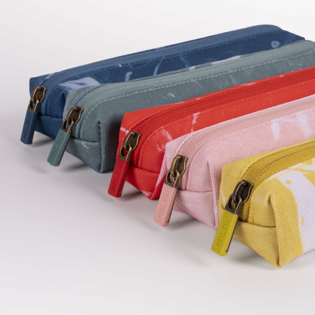 V4H0EB2BA4B9097DC57C946CB1EF9CF2067R6103026P4