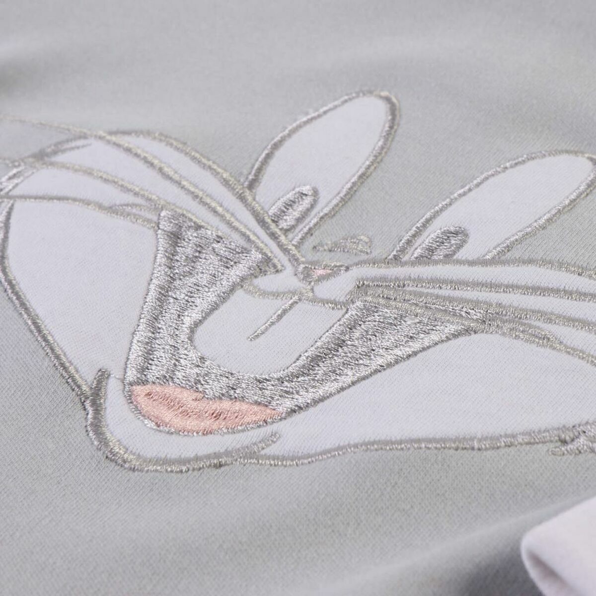 V16HBEB68211C0DAA449995CFCDF1952E3D4R7133679P2